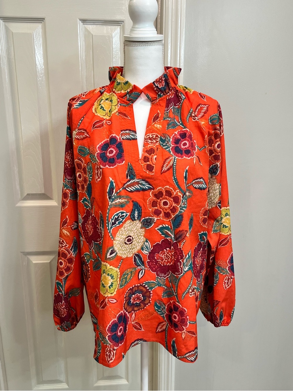 Women's Floral blouse - Vibrant Orange size XL great condition